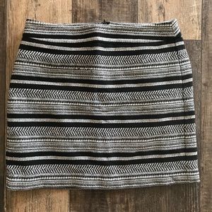 Loft Mini Woven Skirt
